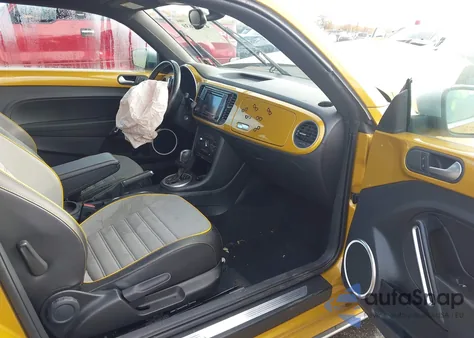 2016 Volkswagen Beetle 1.8T Dune из США, поврежденный, VIN 3VWS17AT6GM612571